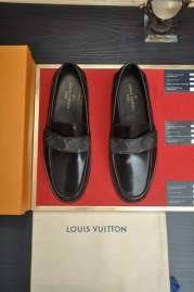 Picture of Louis Vuitton Shoes _SKULVsz38-45hnq013714771